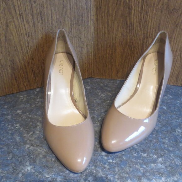 New Old Stock Nine West Jessa Wedge Pumps - Size 8.5M. - Picture 5 of 15